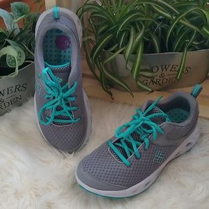 🆕 Columbia techlite running shoes💖